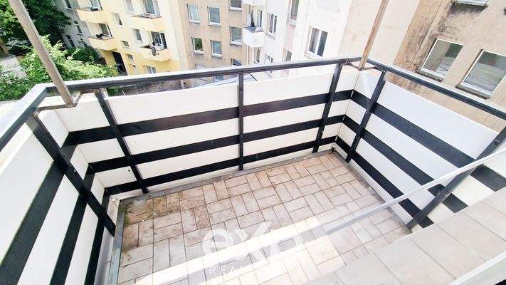 WE -2 Zimmer 37m² : Balkon