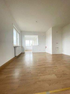 Küche und Esszimmer.jpeg