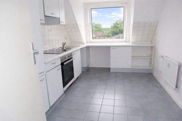 Küche mit Einbauküche