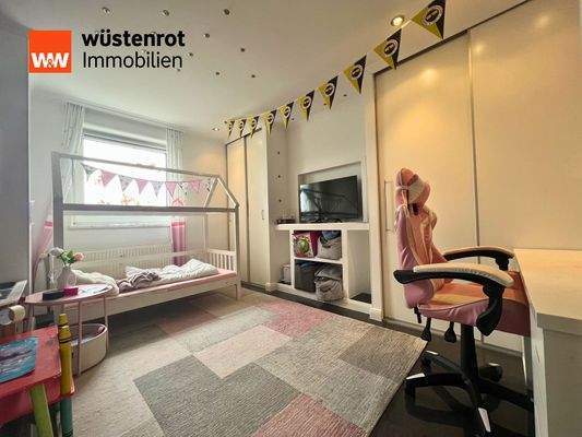 Kinderzimmer mit freundlicher Raumwirkung