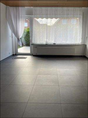 Wohn- und Essbereich mit Terrassenzugang