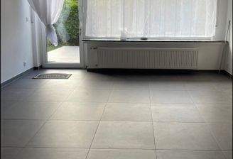 Wohn- und Essbereich mit Terrassenzugang