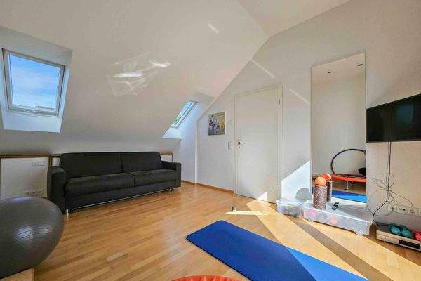 Schlafzimmer 2.OG (2)