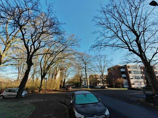 Straße Nord-Ost-Richtung