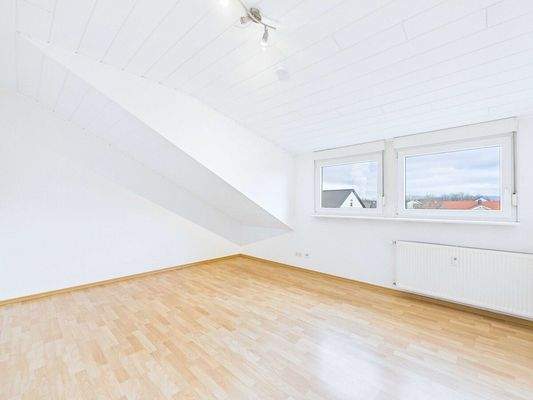 Dachgeschosswohnung in Roden-Nord 