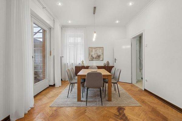 Essbereich EG_KI renoviert (Malerarbeiten, Decken)