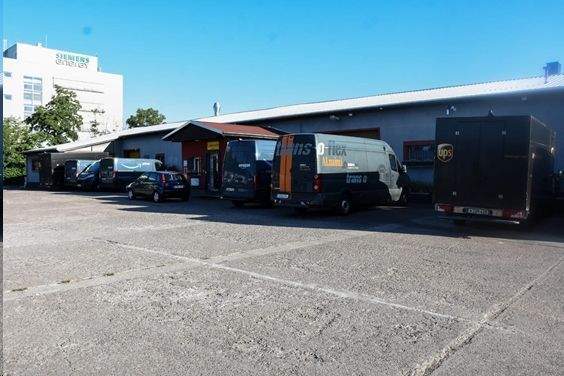 Hauptgebäude / Werkstatt Tor 1-4