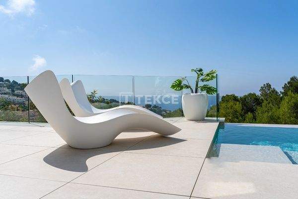 Privileged Located House with Sea Views in Altea Alicante