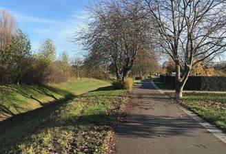 Radweg 200 m entfernt