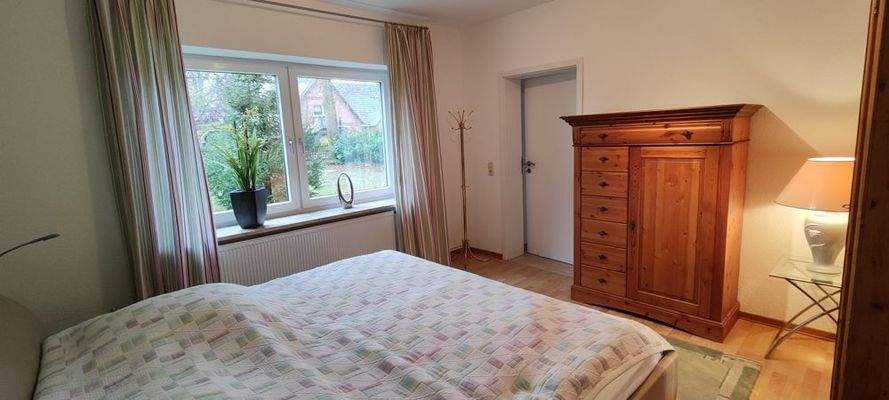 Schlafzimmer Ansicht 1