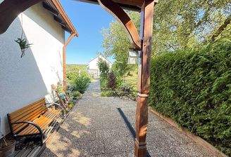 EG Hauseingang Gartensicht