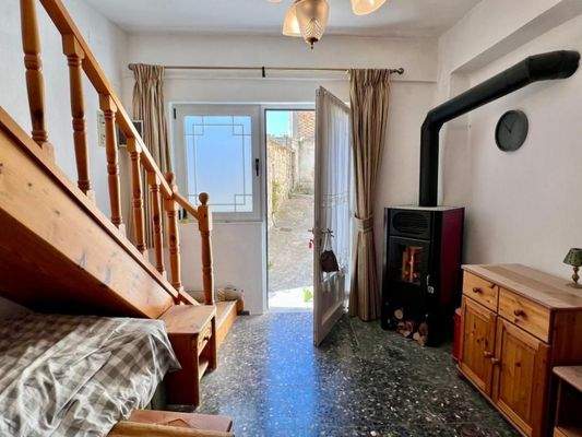 Kreta, Kritsa: Drei-stöckiges Dorfhaus mit zwei Schlafzimmern und schöner Aussicht