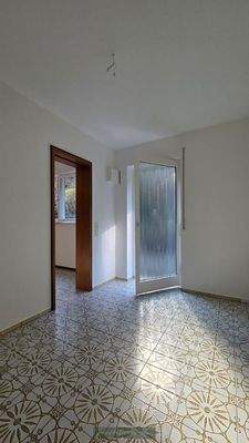 Hauswirtschaftsraum mit Terrassenzugang