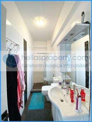 e32263a188dc4c8588af2ce260abeac3-original