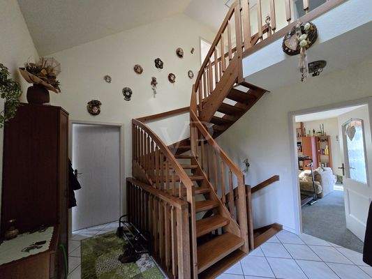 EG Eingangsbereich Blick 01