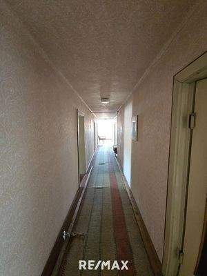 Flur Zimmer 1 - 6 und Bad 2 OG