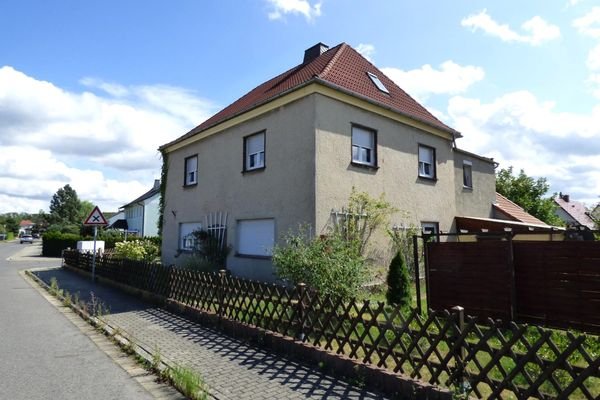 Nutzbar als Einfamilienhaus bzw. Zweifamilienhaus