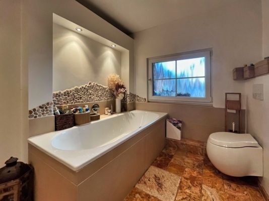 Badezimmer 1 (1)