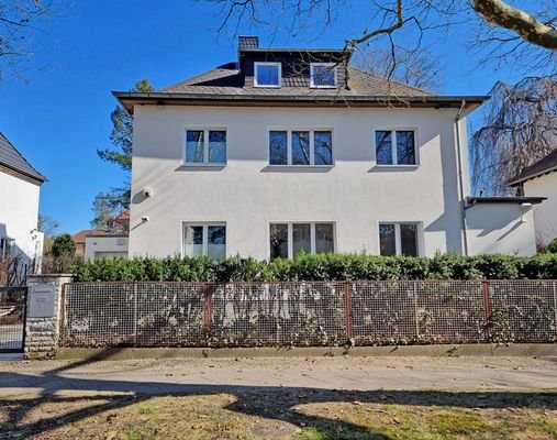 Hausansicht_vorn_ (2)