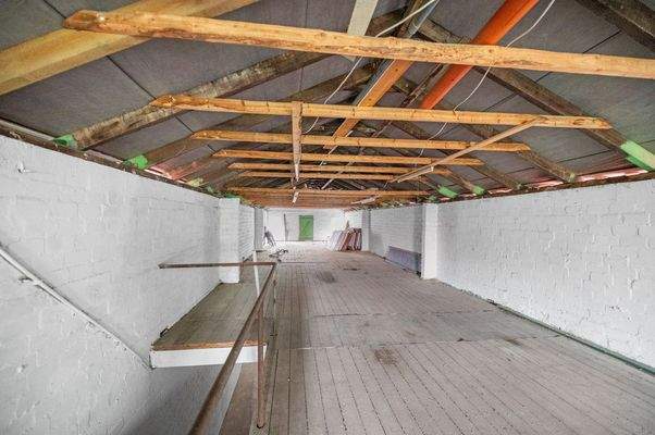 Dachgeschoss zum möglichen Ausbau Bild 1