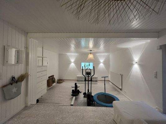 UG - Fitness und Sauna