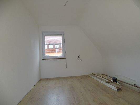 Kinder- Büro-Zimmer Obergeschoss