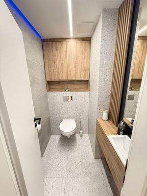 Whg. 2 seperates WC 2. OG