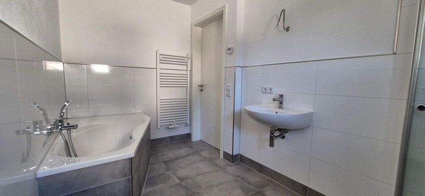 Beispiel: Badausstattung etc. identisch