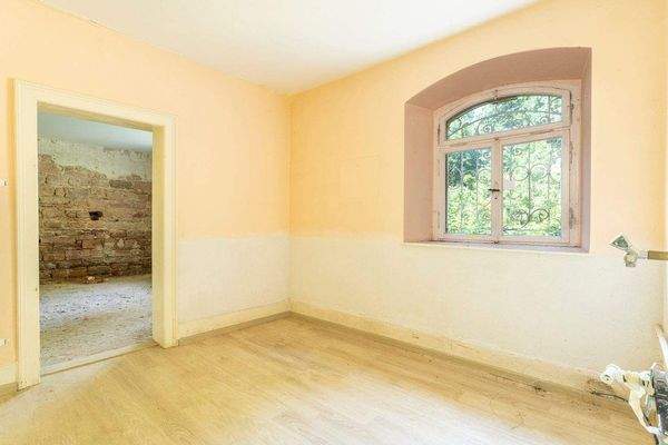 Räume im Parterre - UG