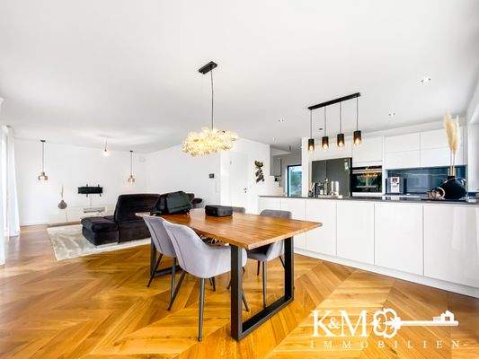 Küche und Wohnbereich
