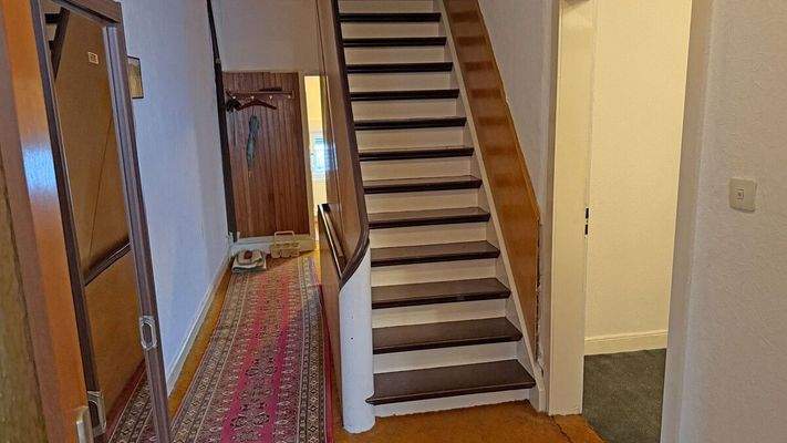 Treppenhaus zum Spitzboden