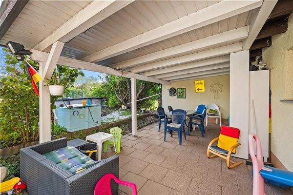 überdachter Freisitz