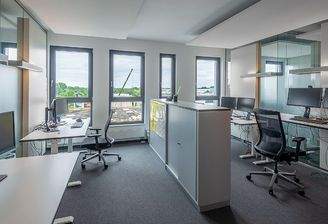 Schreibtisch im Teambüro