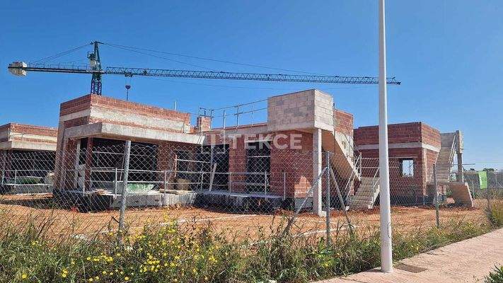 Discover Villas with Elegance & Comfort in Denia