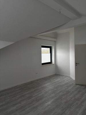 WhatsApp Image 2025-12-03 at 10.37.43 (6).jpeg