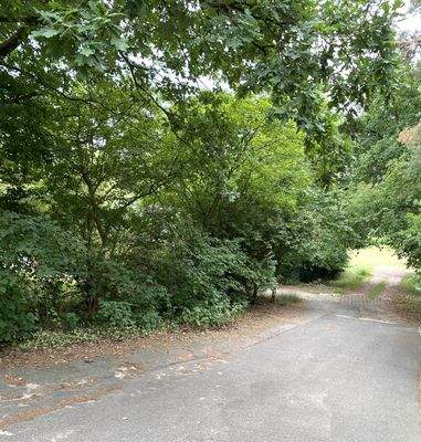 Grundstück Seitenansicht