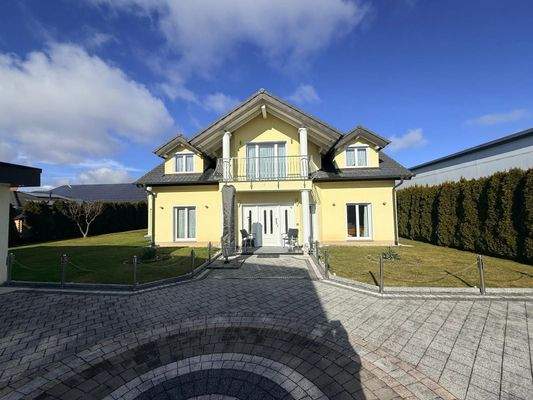 WhatsApp Image 2026-02-11 at 13.30.25 (35).jpeg