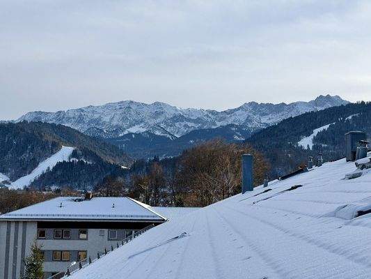 Blick aus dem Dachfenster 
