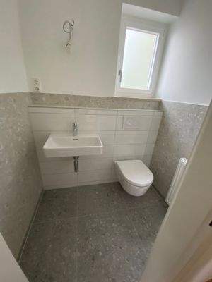 Neues WC mit Fenster 