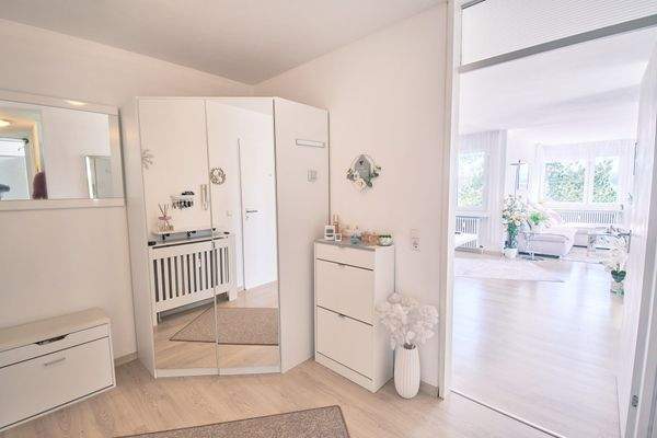 Eingangsbereich mit Garderobe