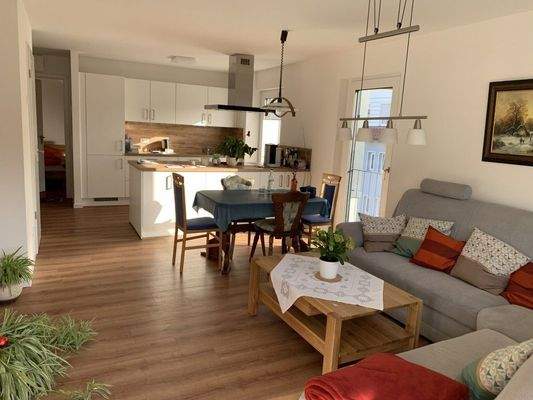 Wohn-Essbereich-Küche