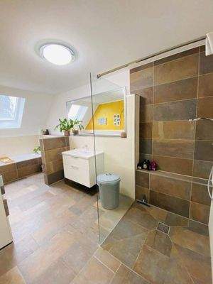 ebenerdige Dusche.JPG