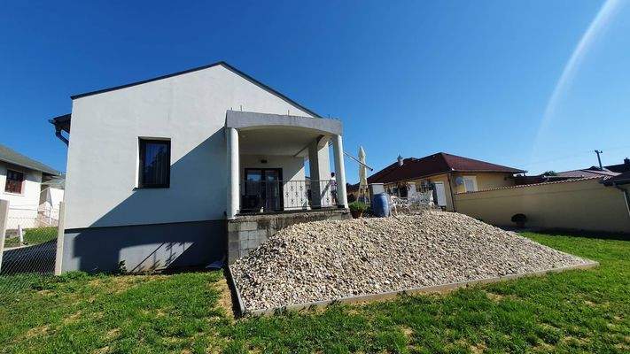 286146763_421795133136246_9014779116537802587_n.jp