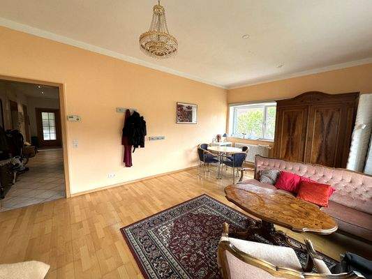 Wohnzimmer Perspekitive 3.JPG