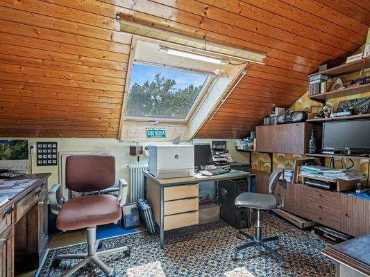 Büro im Dachgeschoss