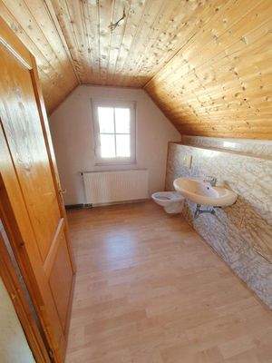 Hinterhaus - WC (mögliches Zimmer 3).jpg