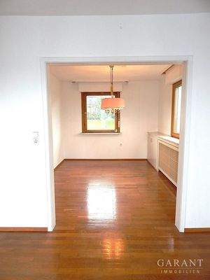 Blick ins Esszimmer OG