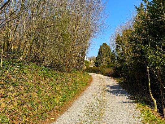 Wandern. joggen, spazieren oder radeln vor der Haustür 