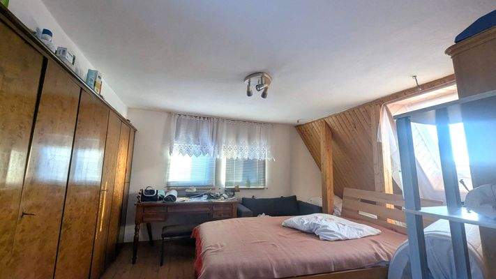 Schlafraum im Dachgeschoss