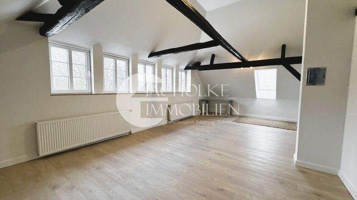 325.Innen.DG.Galerie (2)